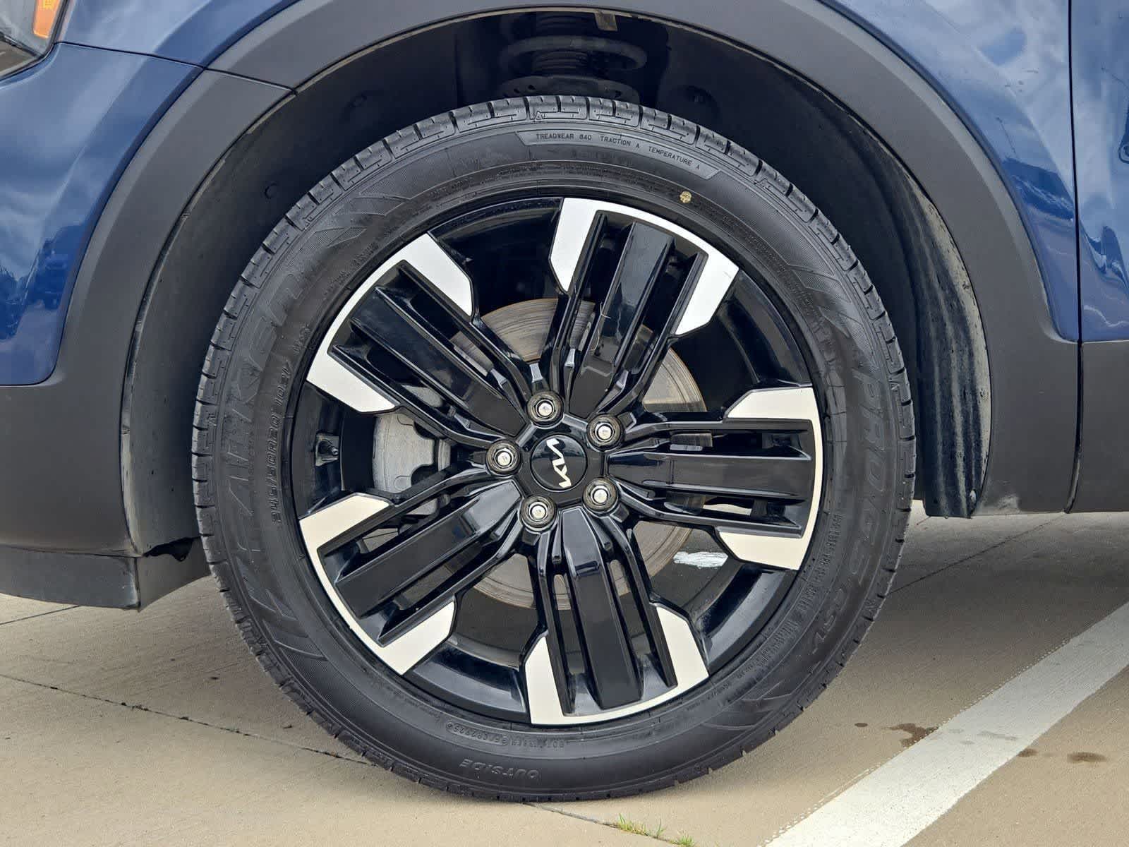 Thumbnail: 2024 Kia Telluride - 12