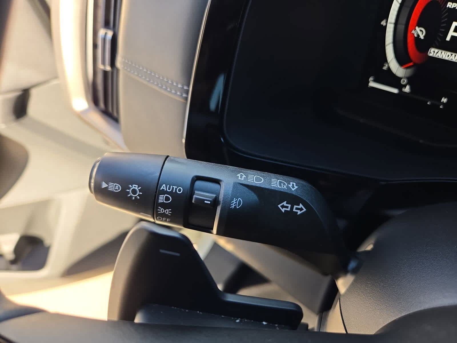 Thumbnail: 2022 Nissan Pathfinder - 27