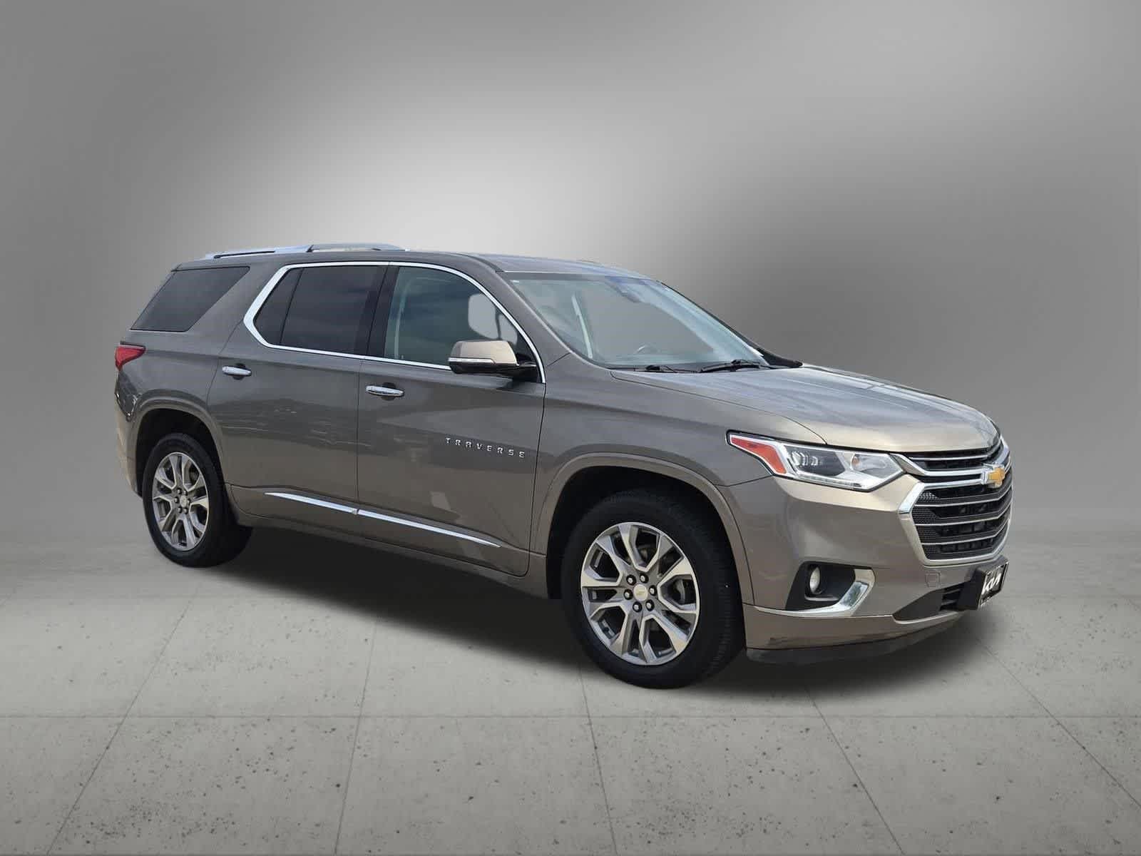 Thumbnail: 2018 Chevrolet Traverse - 8