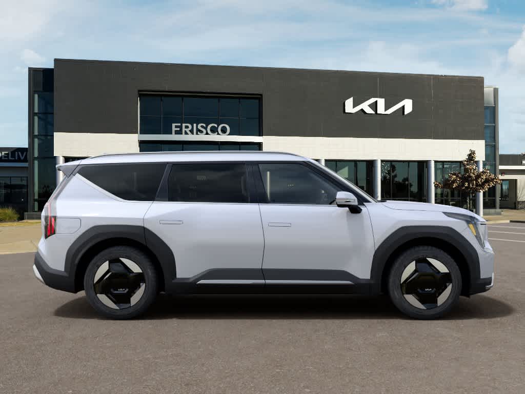 Thumbnail: 2026 Kia EV9 - 7