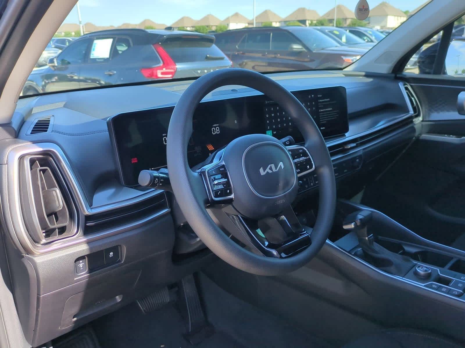 Thumbnail: 2025 Kia Sorento - 2