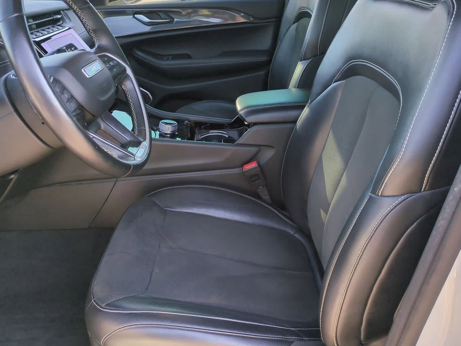 Thumbnail: 2021 Jeep Grand Cherokee L - 15