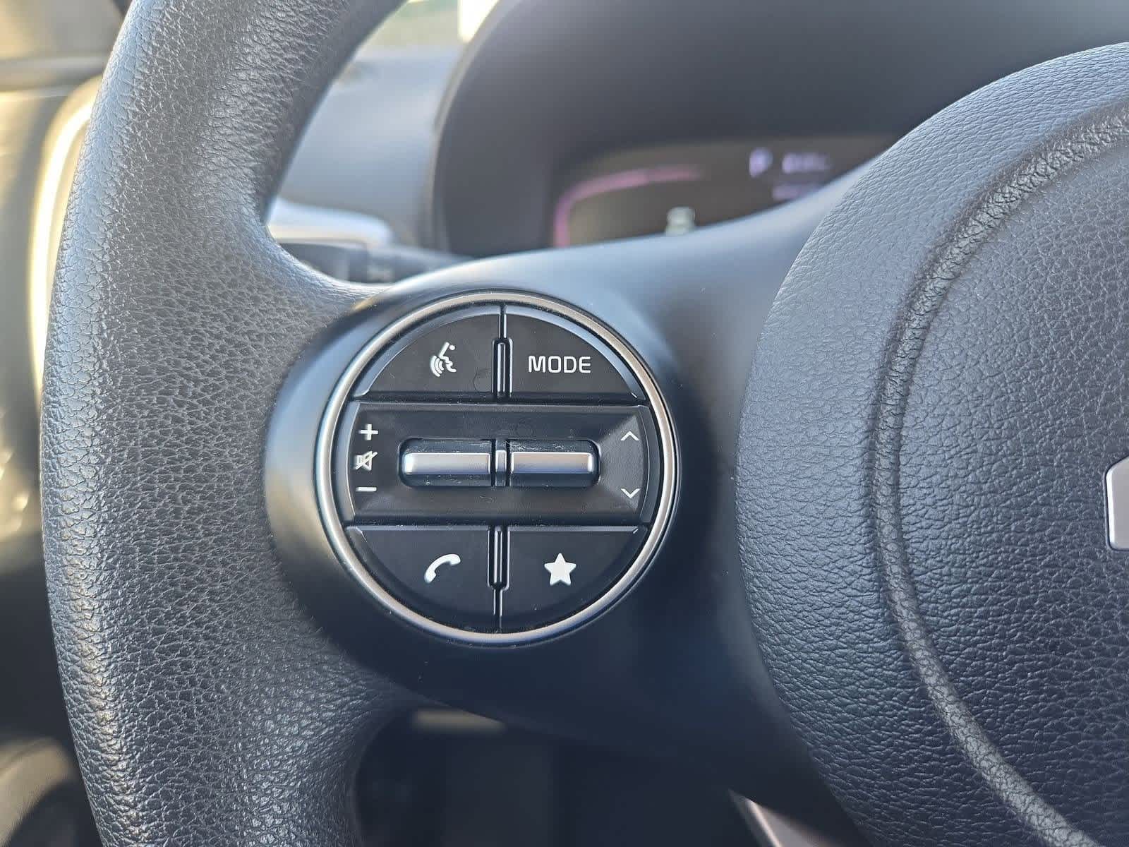 Thumbnail: 2023 Kia Soul - 22