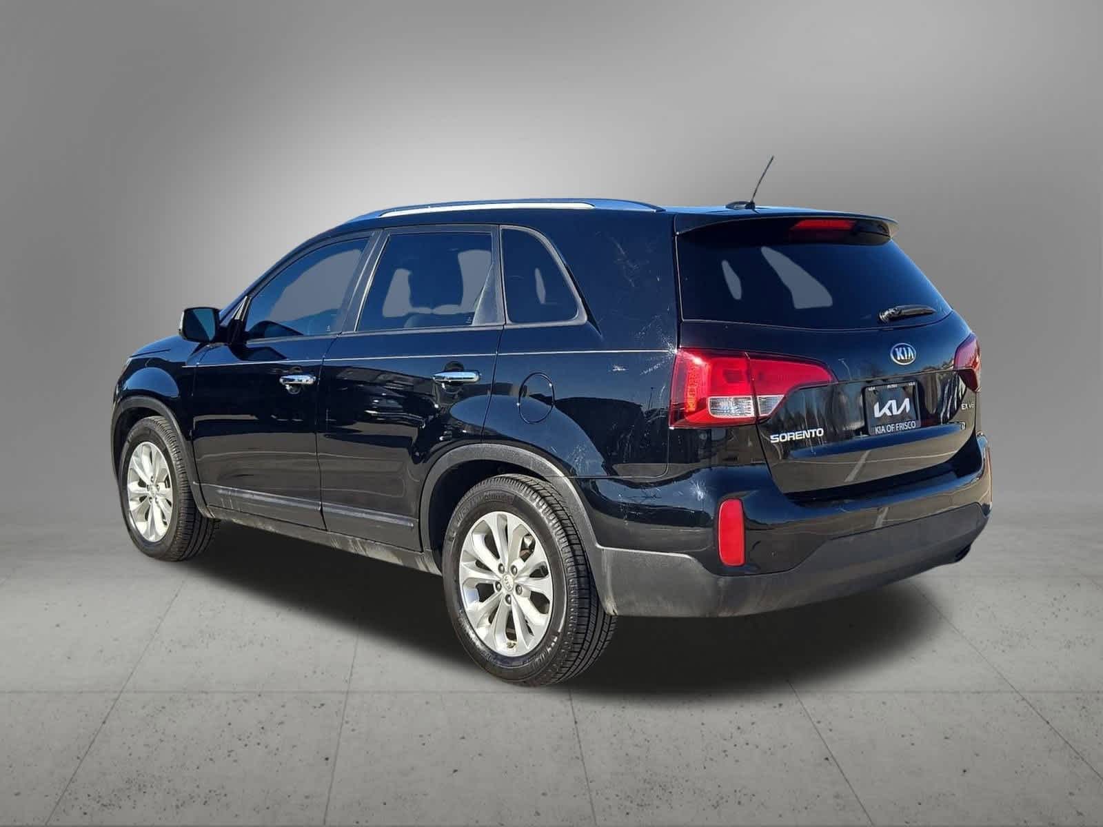 Thumbnail: 2015 Kia Sorento - 4