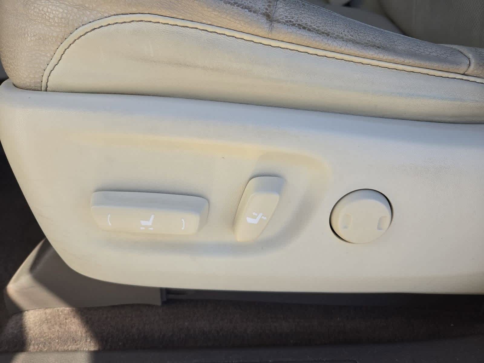 Thumbnail: 2014 Lexus GX - 17