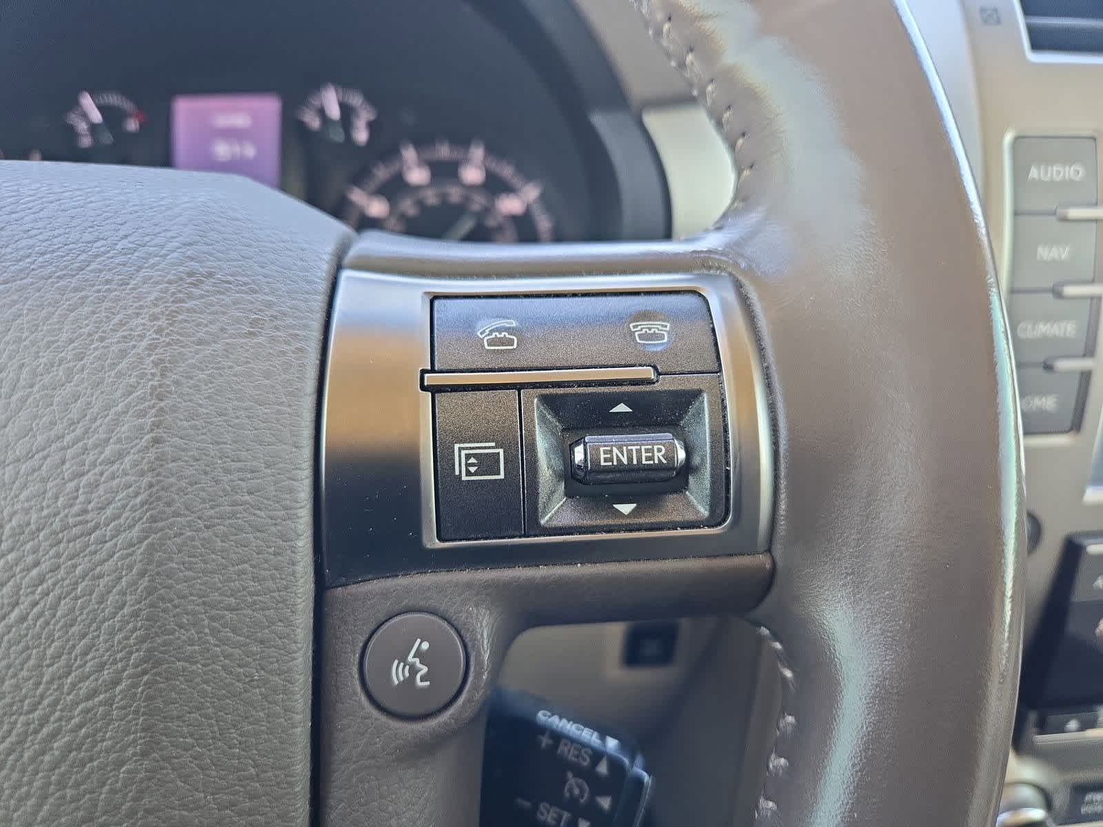 Thumbnail: 2014 Lexus GX - 26