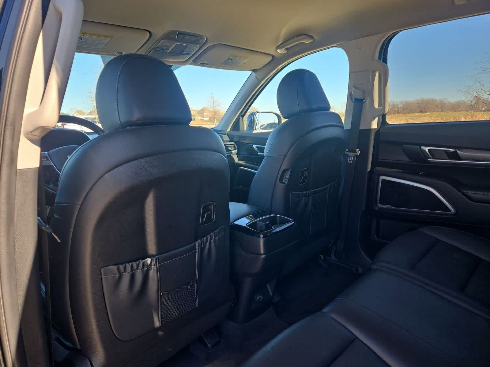 Thumbnail: 2022 Kia Telluride - 17