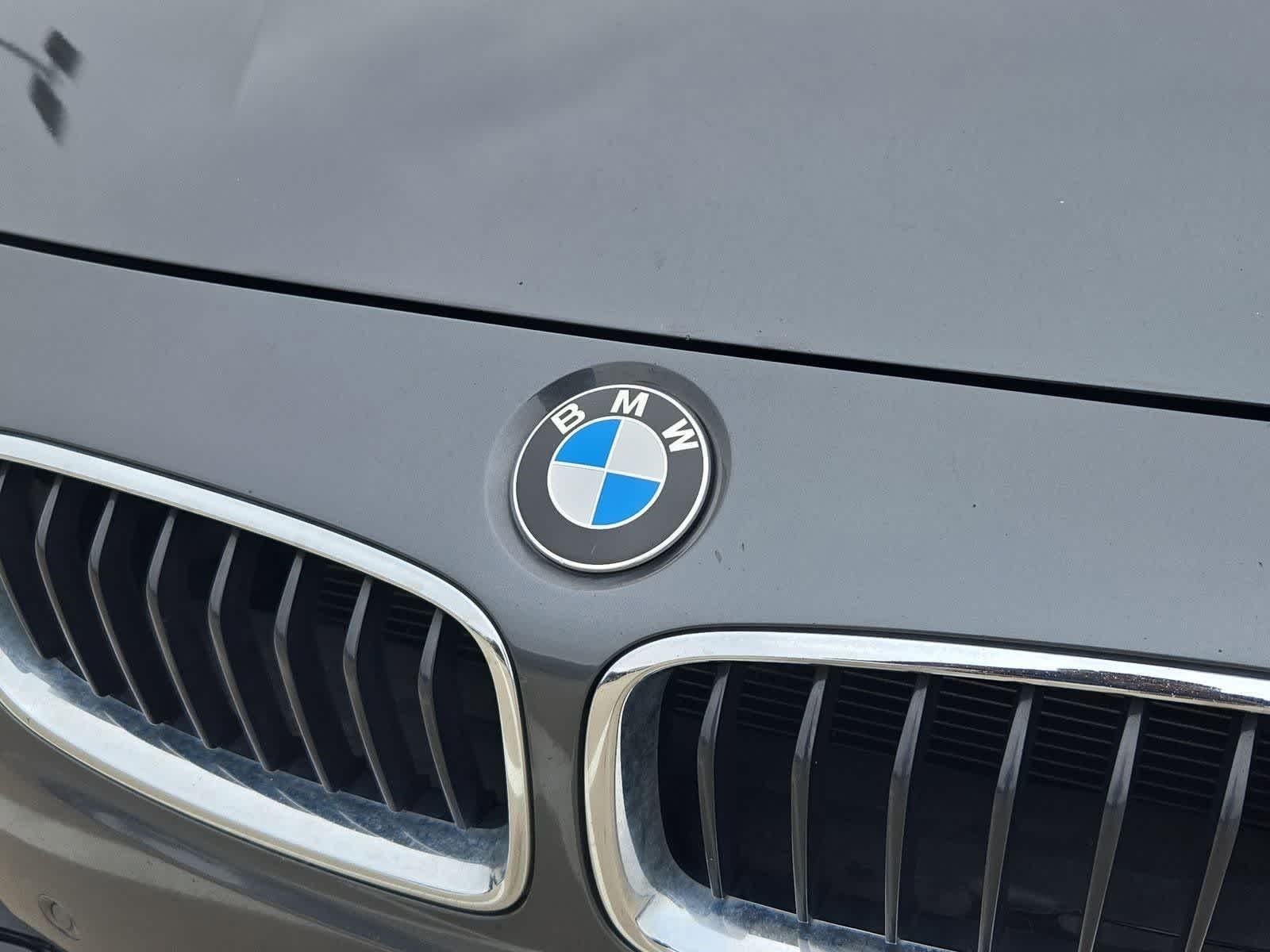 Thumbnail: 2016 BMW 3 Series - 11
