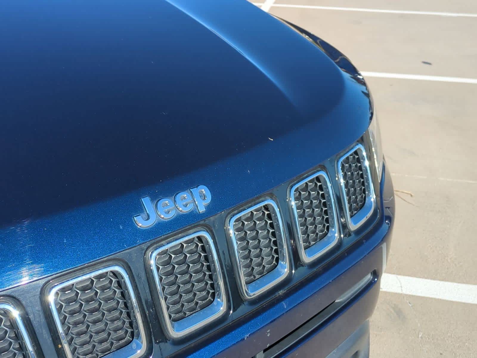 Thumbnail: 2018 Jeep Compass - 11
