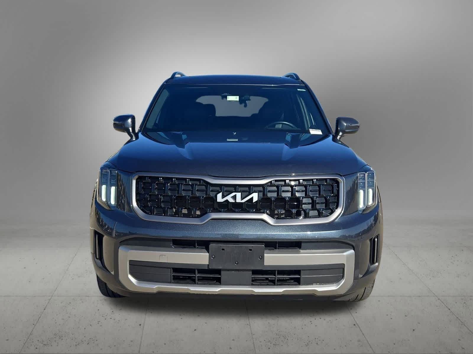 Thumbnail: 2023 Kia Telluride - 9