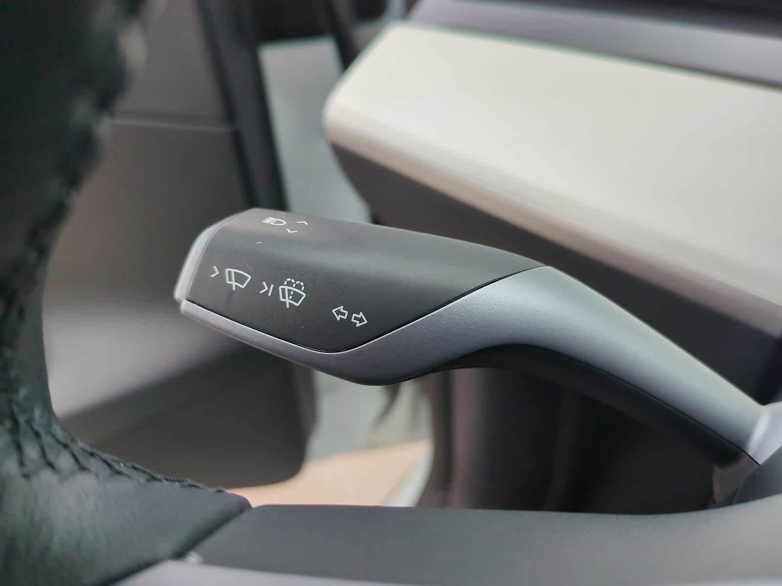 Thumbnail: 2022 Tesla Model Y - 23