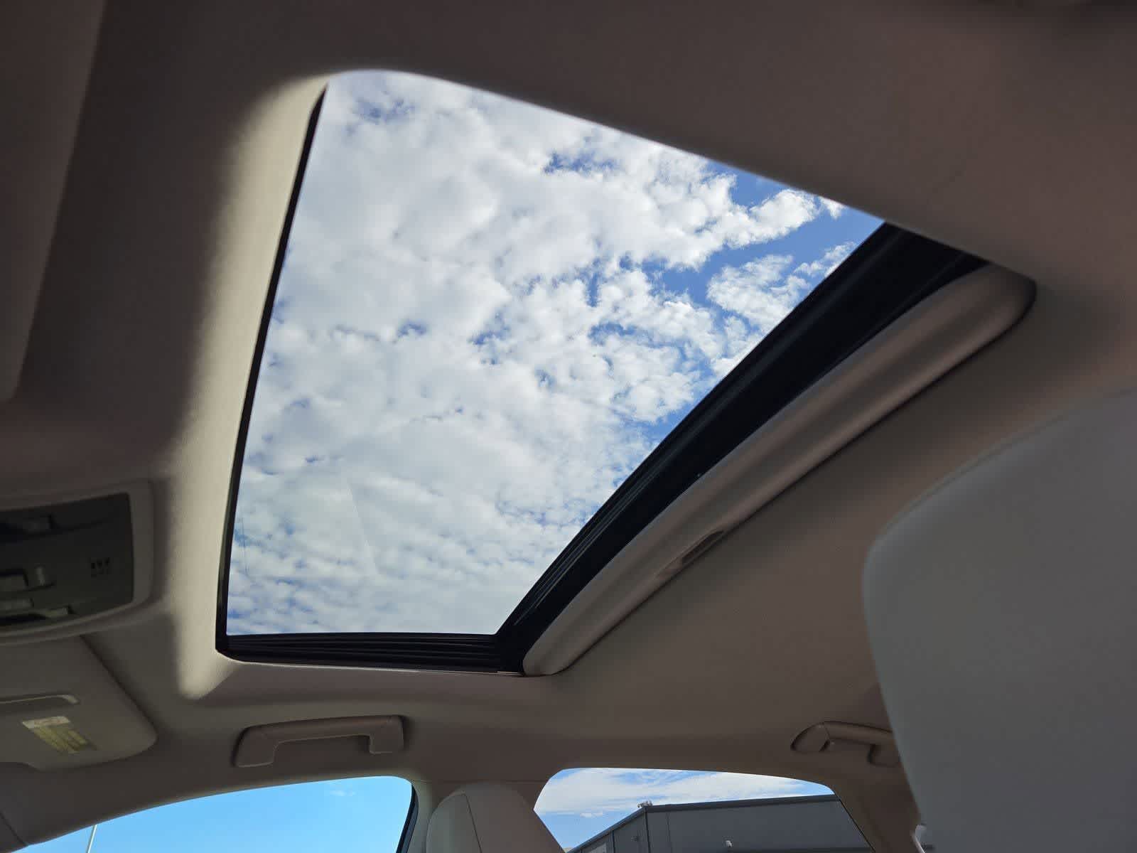 Thumbnail: 2017 Lexus RX - 18