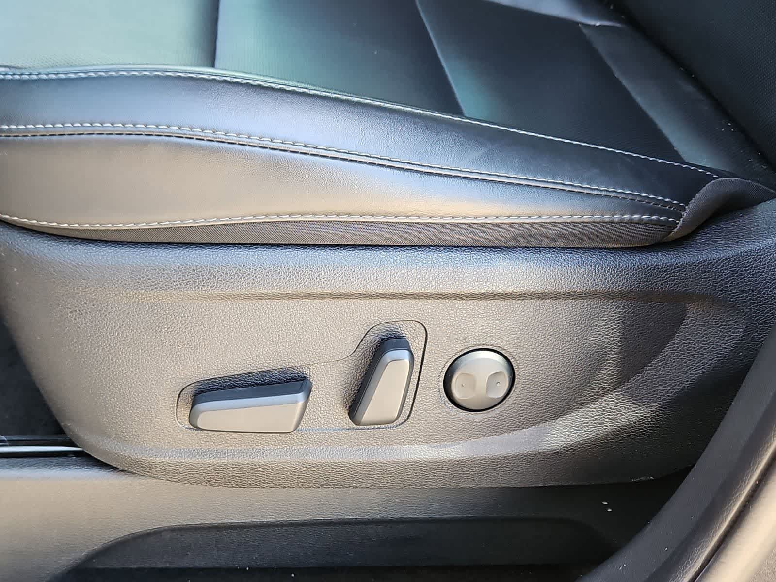 Thumbnail: 2024 Kia Telluride - 21