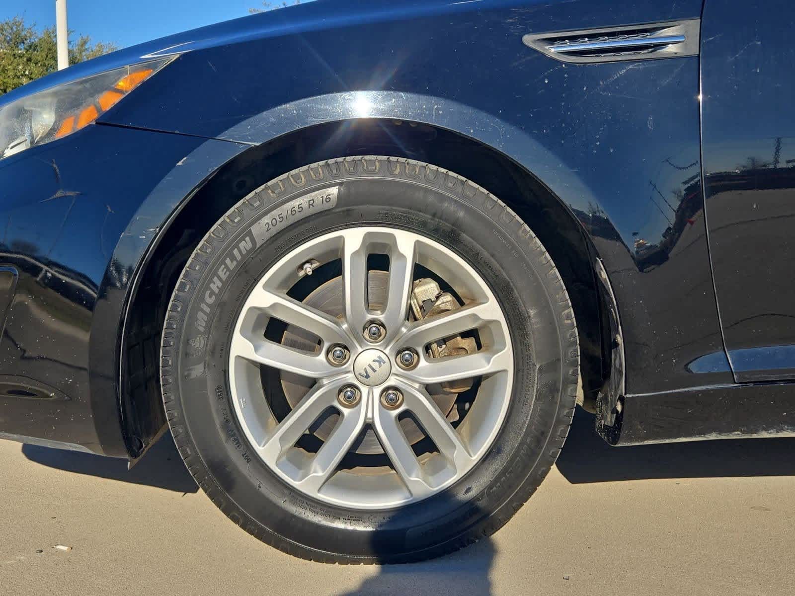 Thumbnail: 2013 Kia Optima - 12