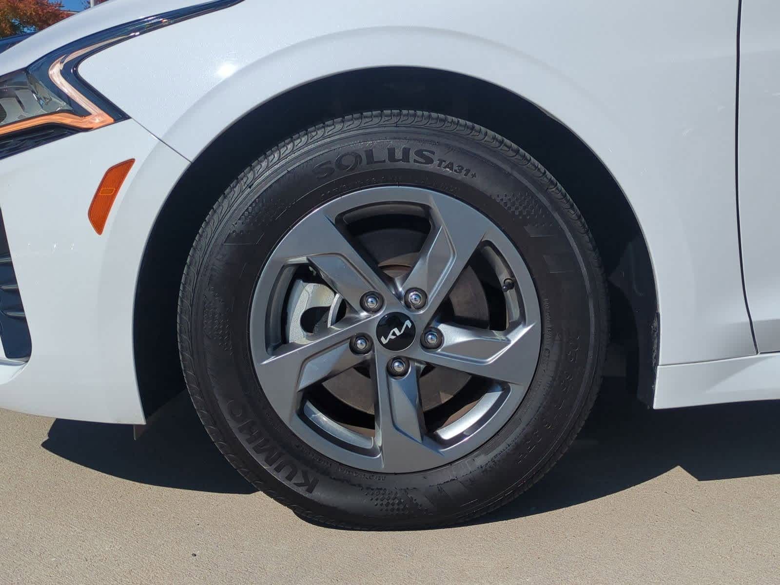 Thumbnail: 2024 Kia K5 - 12