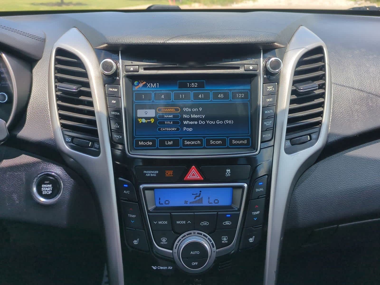 Thumbnail: 2014 Hyundai Elantra - 29