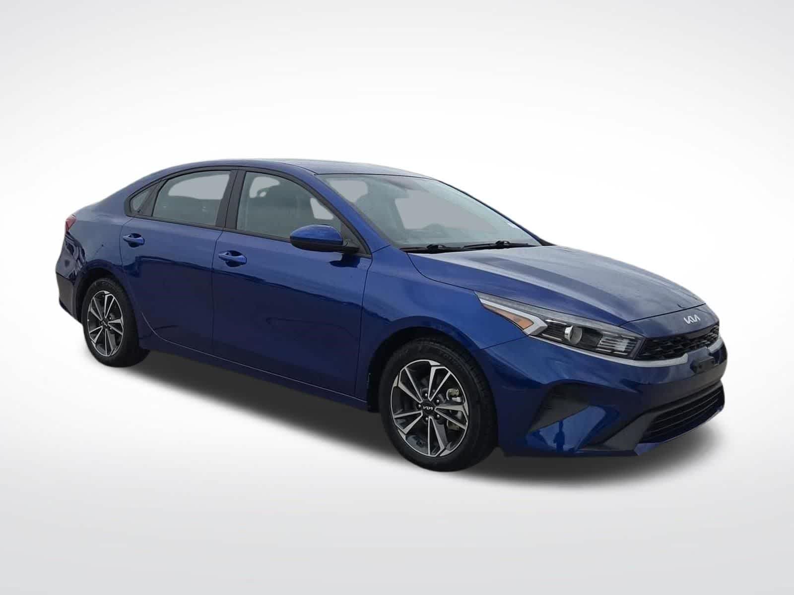 Thumbnail: 2024 Kia Forte - 9