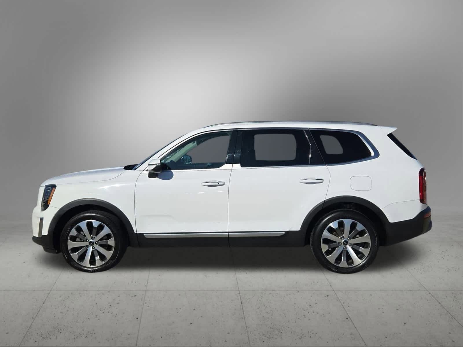 Thumbnail: 2022 Kia Telluride - 3