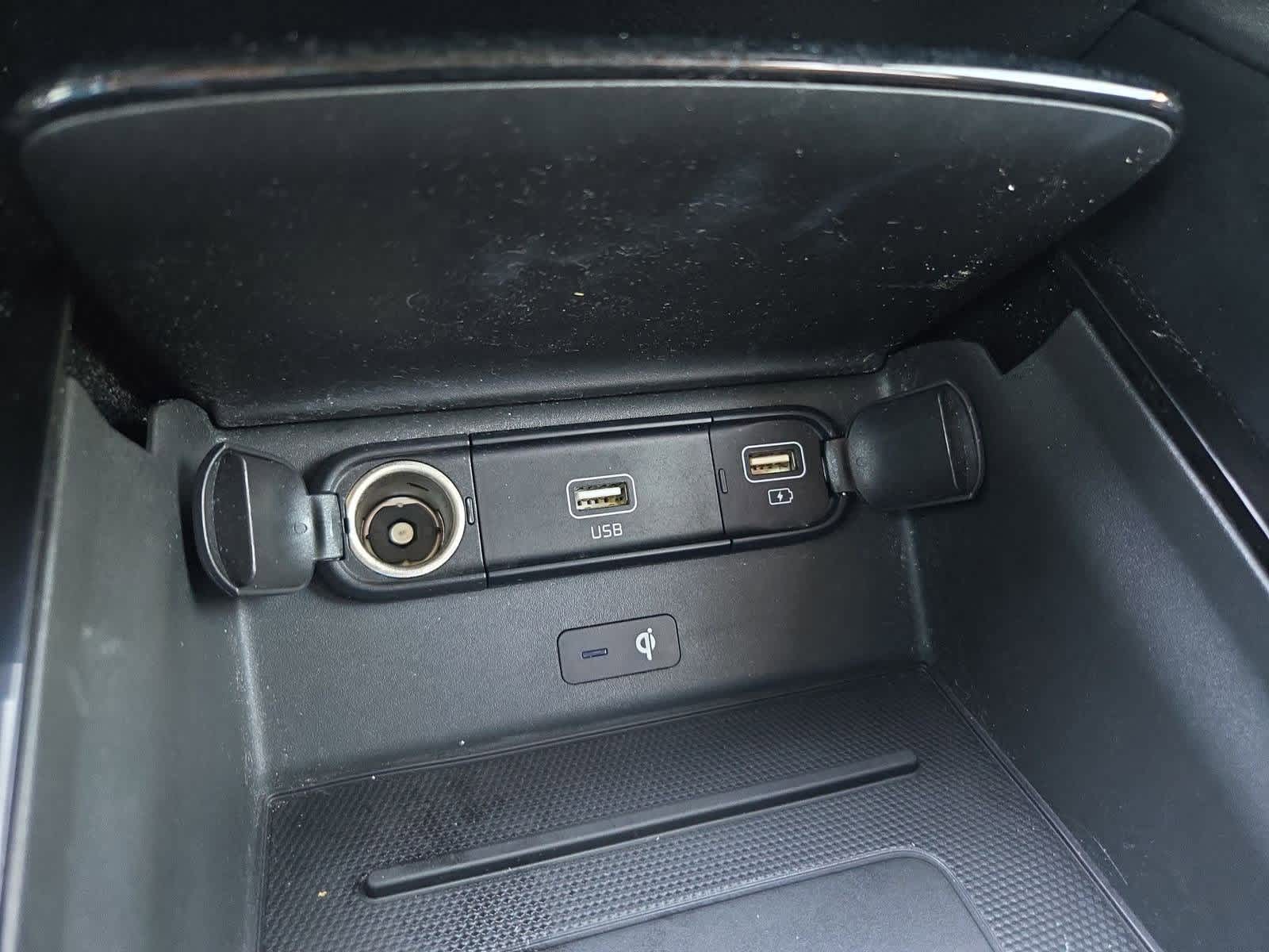 Thumbnail: 2020 Kia Telluride - 31