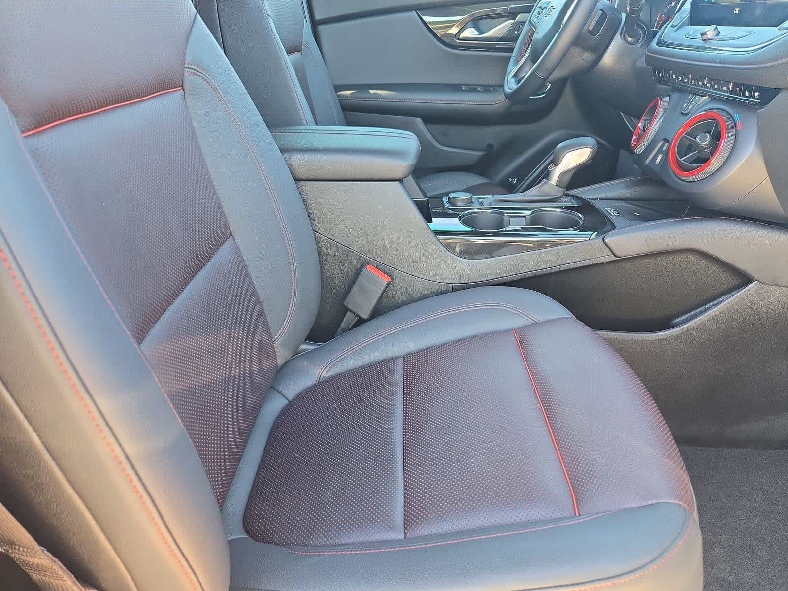 Thumbnail: 2023 Chevrolet Blazer - 23