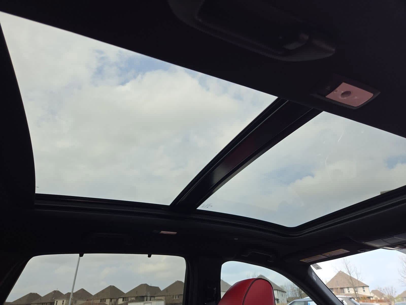 Thumbnail: 2023 Acura MDX - 21