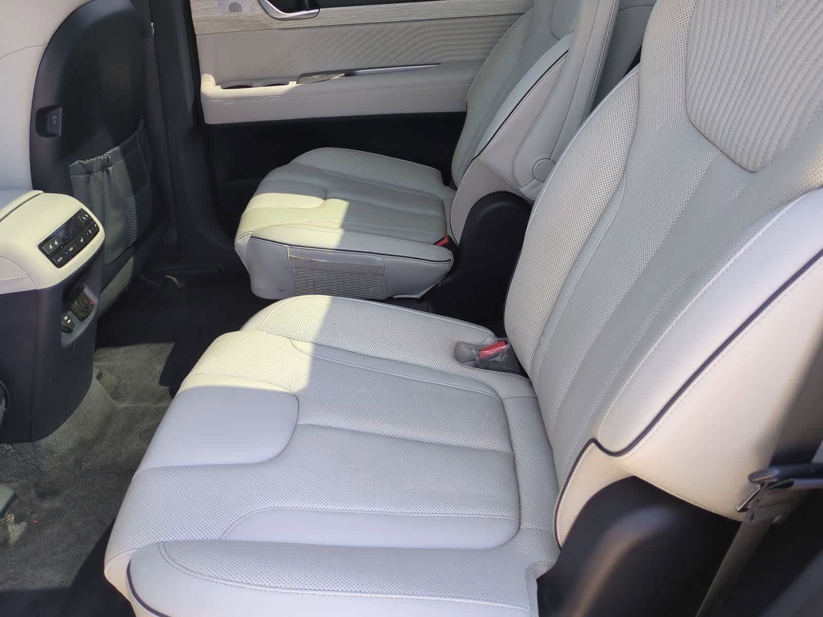 Thumbnail: 2023 Hyundai Palisade - 19