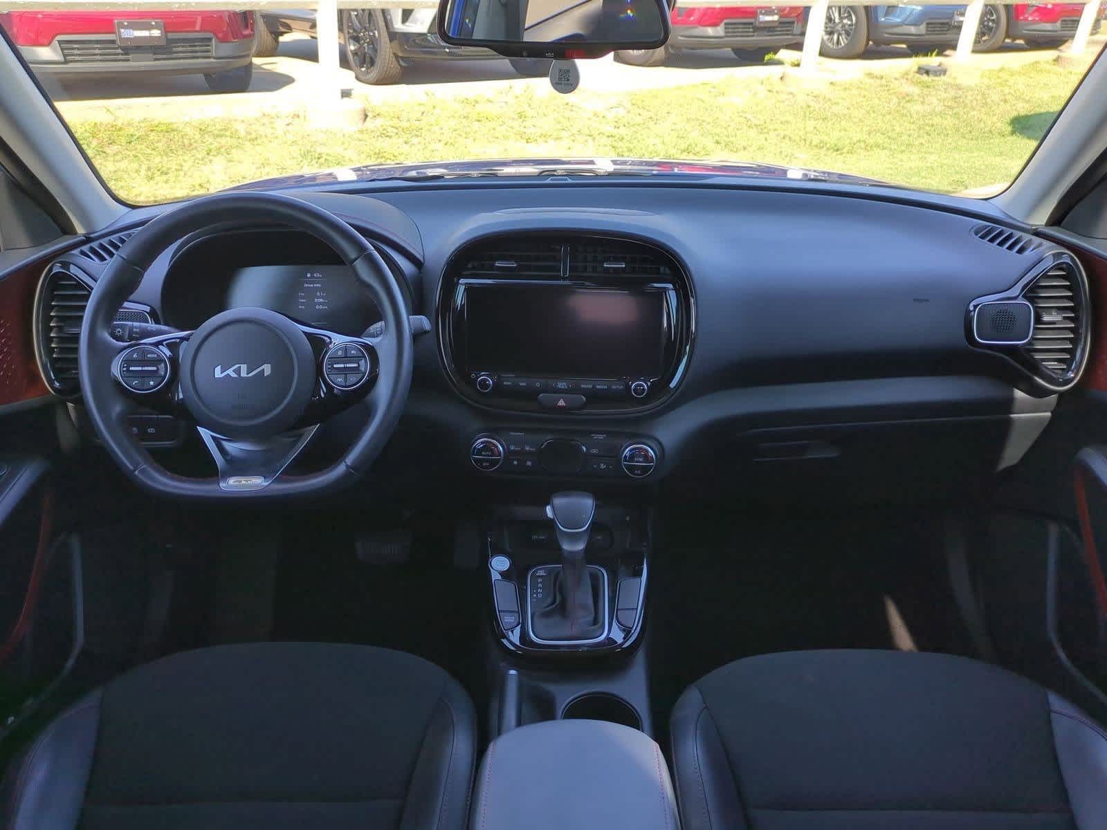 Thumbnail: 2023 Kia Soul - 14