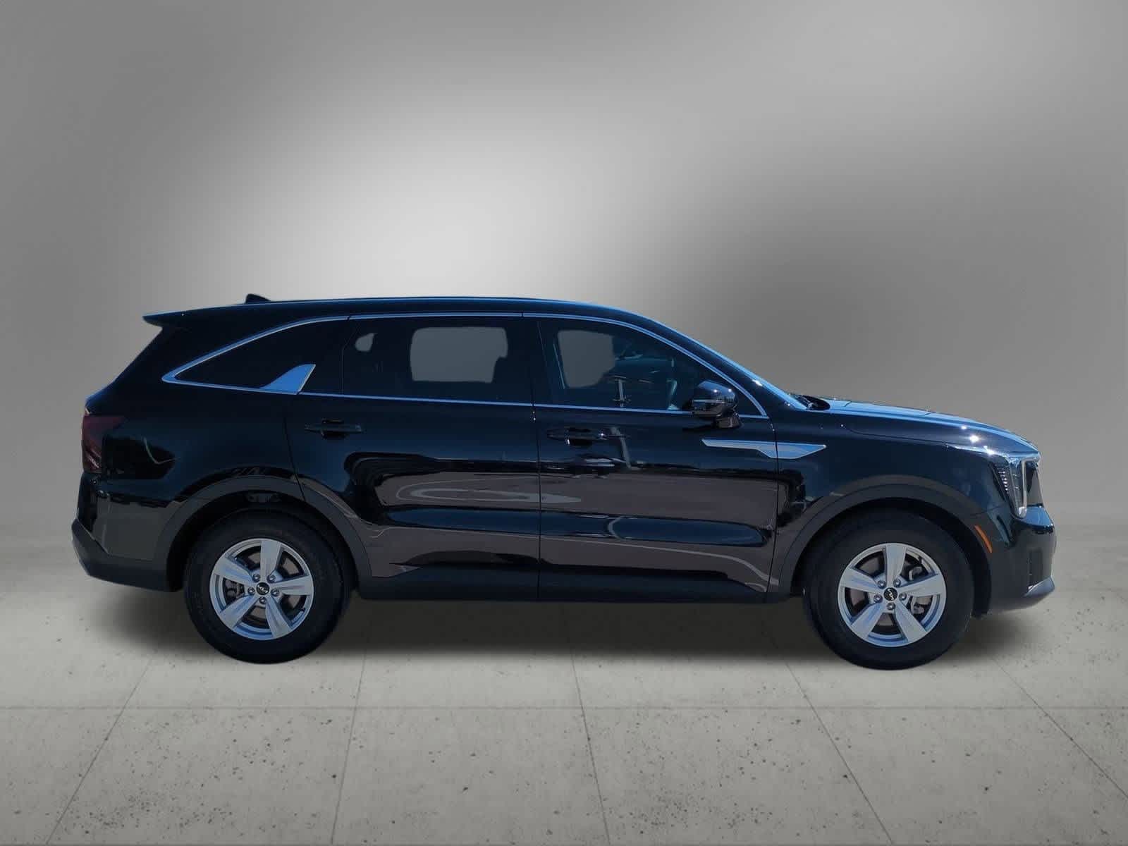 Thumbnail: 2025 Kia Sorento - 7