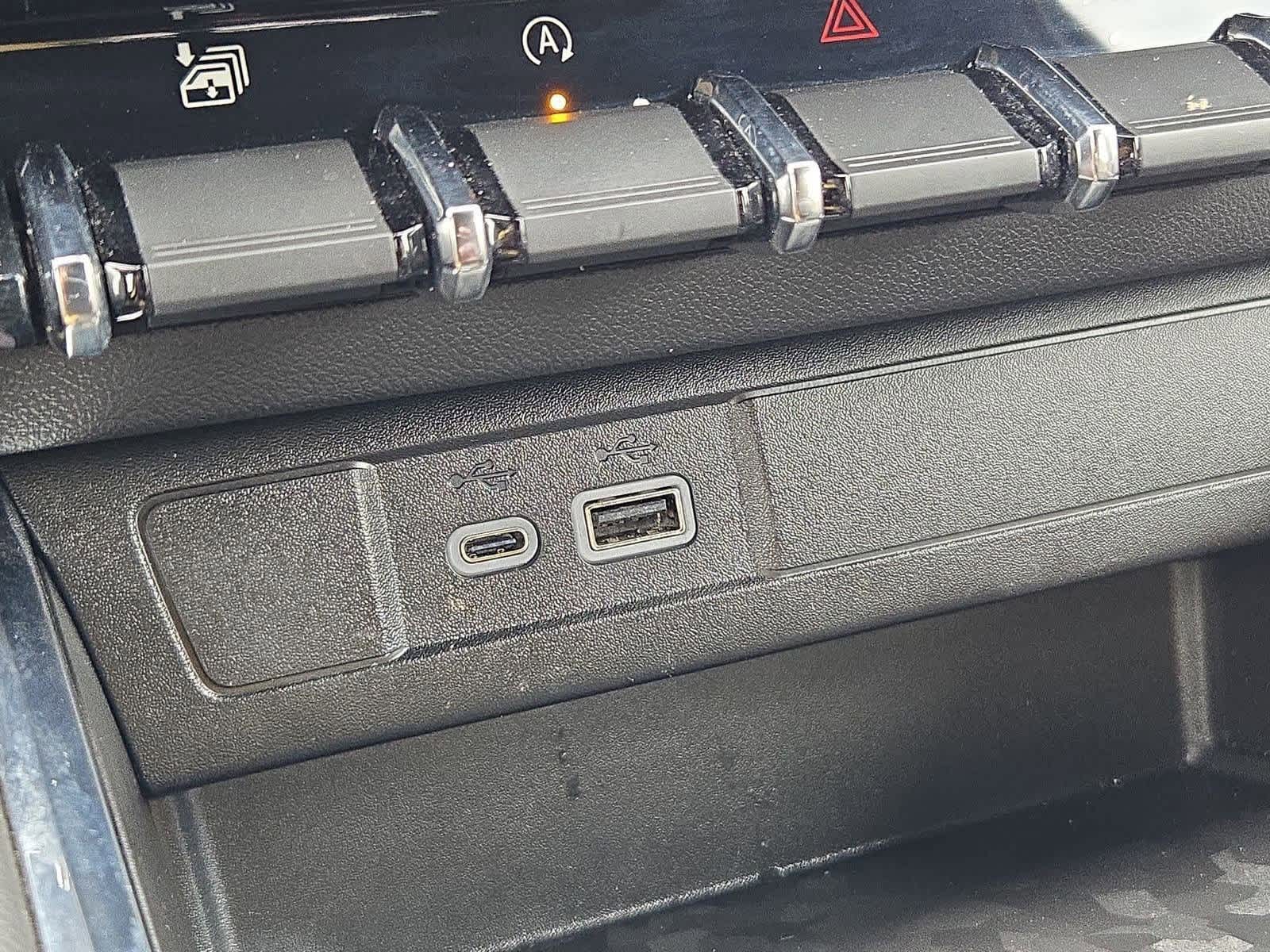 Thumbnail: 2024 GMC Canyon - 30