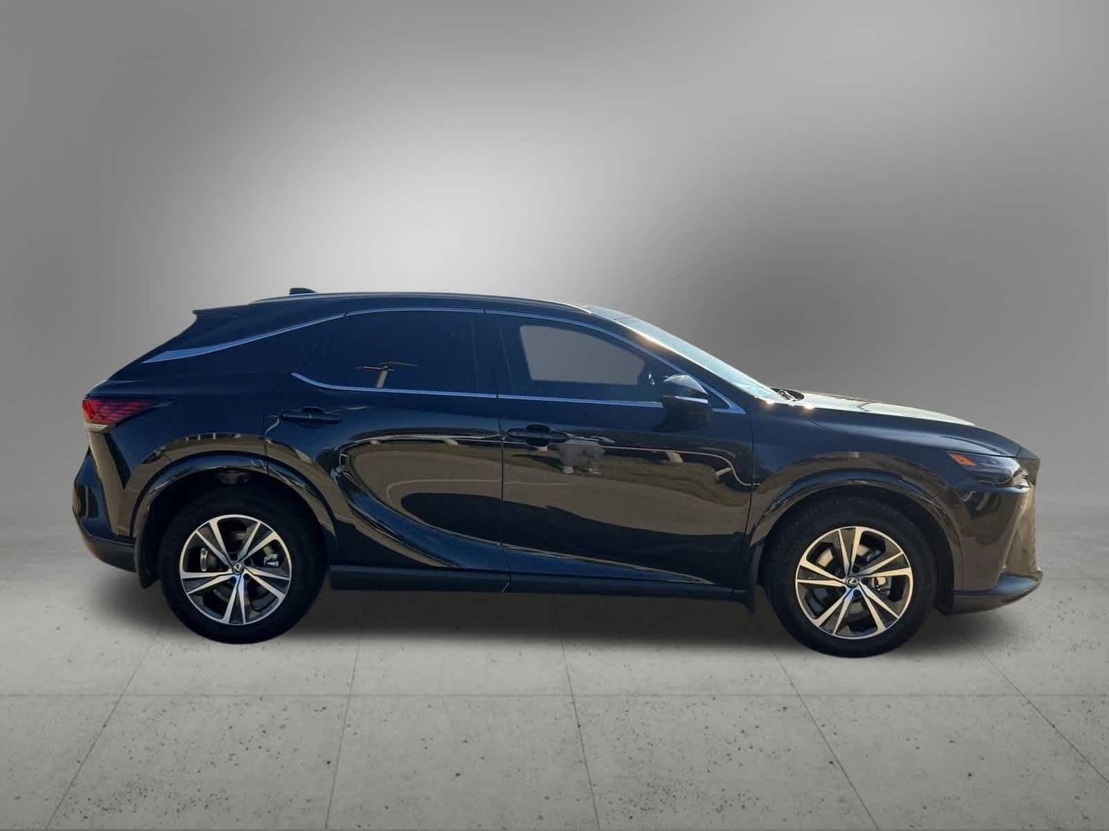Thumbnail: 2024 Lexus RX - 7