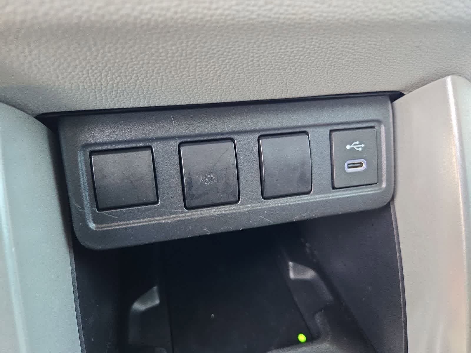 Thumbnail: 2024 Toyota Corolla Cross - 27