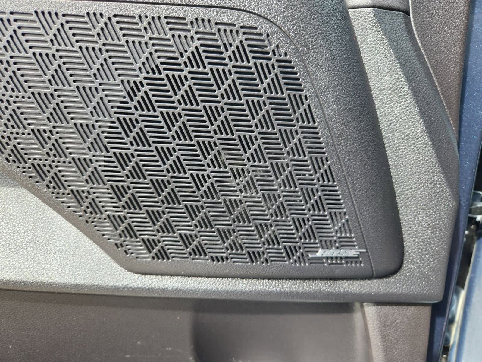 Thumbnail: 2025 Kia Carnival - 31