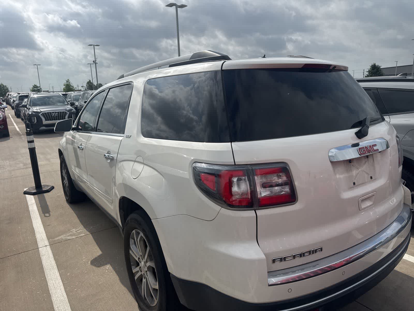 Thumbnail: 2015 GMC Acadia - 2