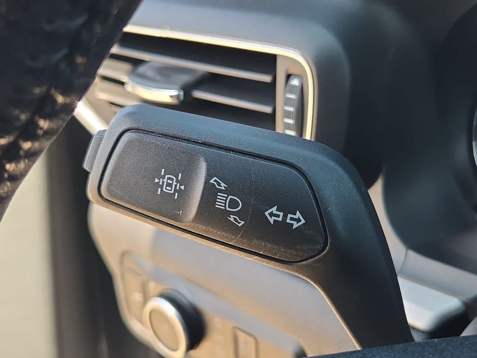 Thumbnail: 2023 Ford Explorer - 24