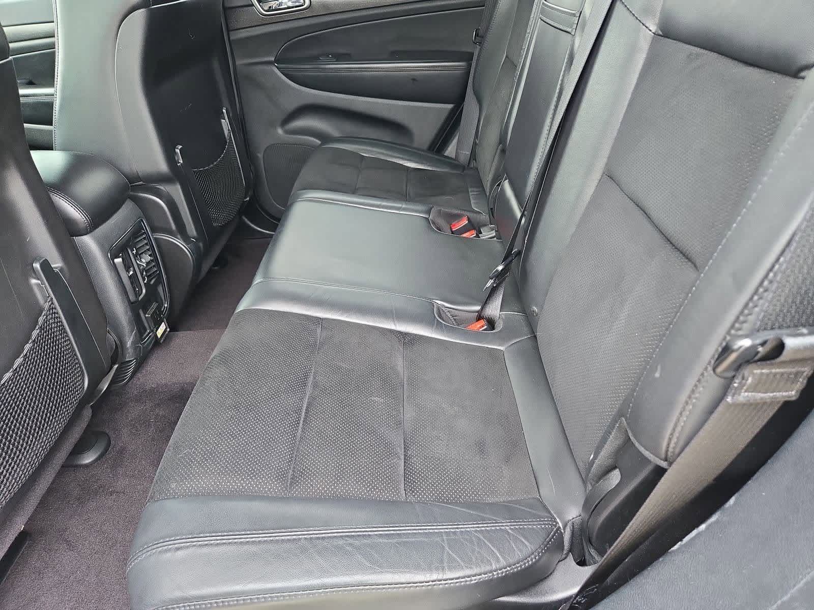 Thumbnail: 2017 Jeep Grand Cherokee - 19