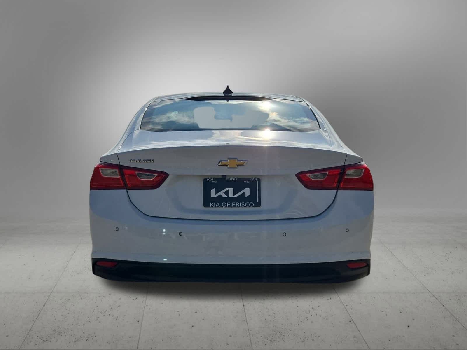 Thumbnail: 2022 Chevrolet Malibu - 5