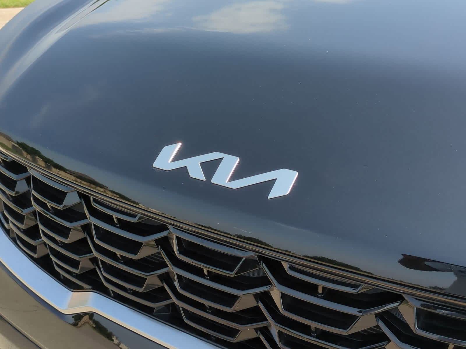 2025 Kia Sorento S 10