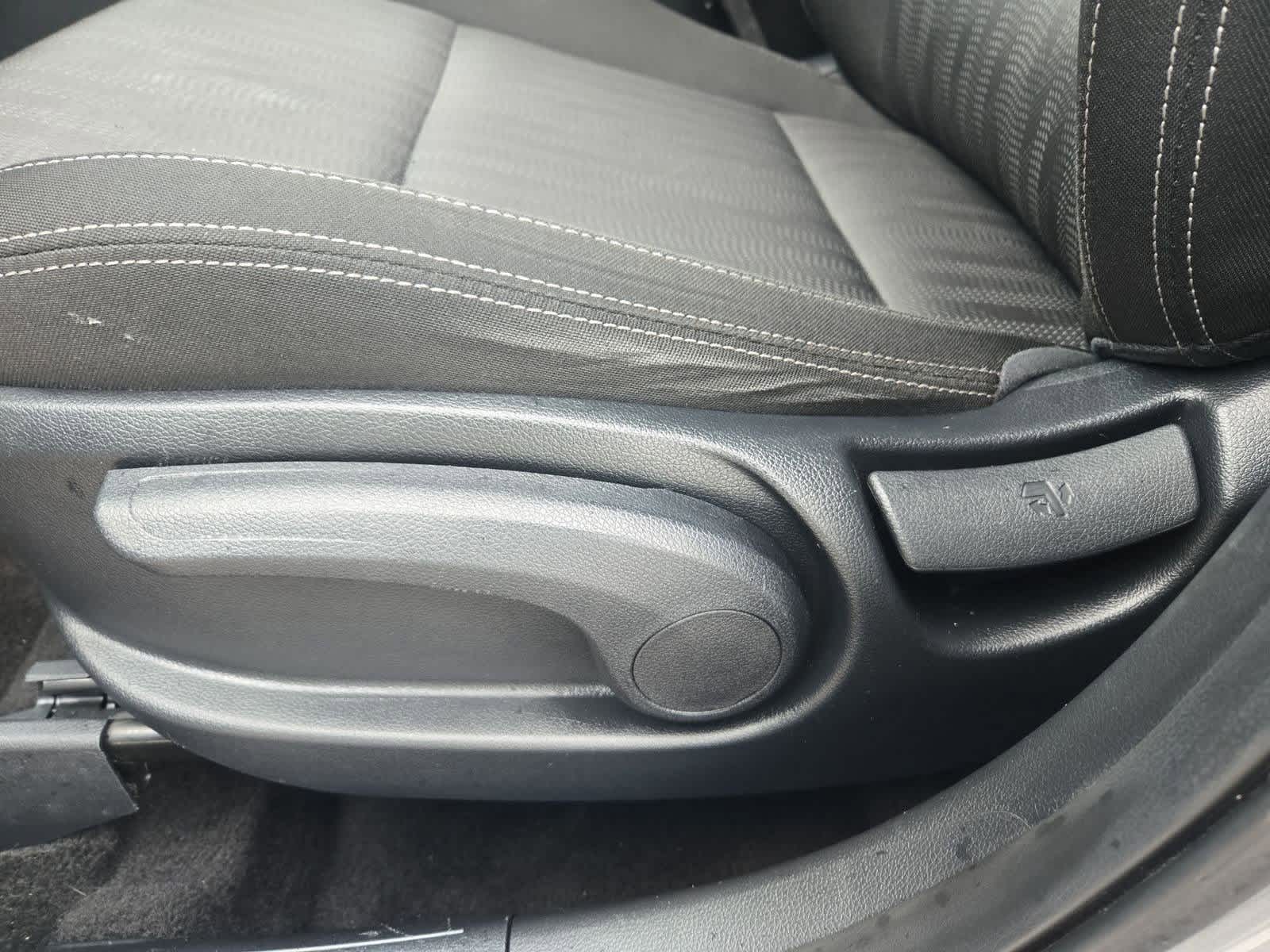 Thumbnail: 2022 Kia Sportage - 16