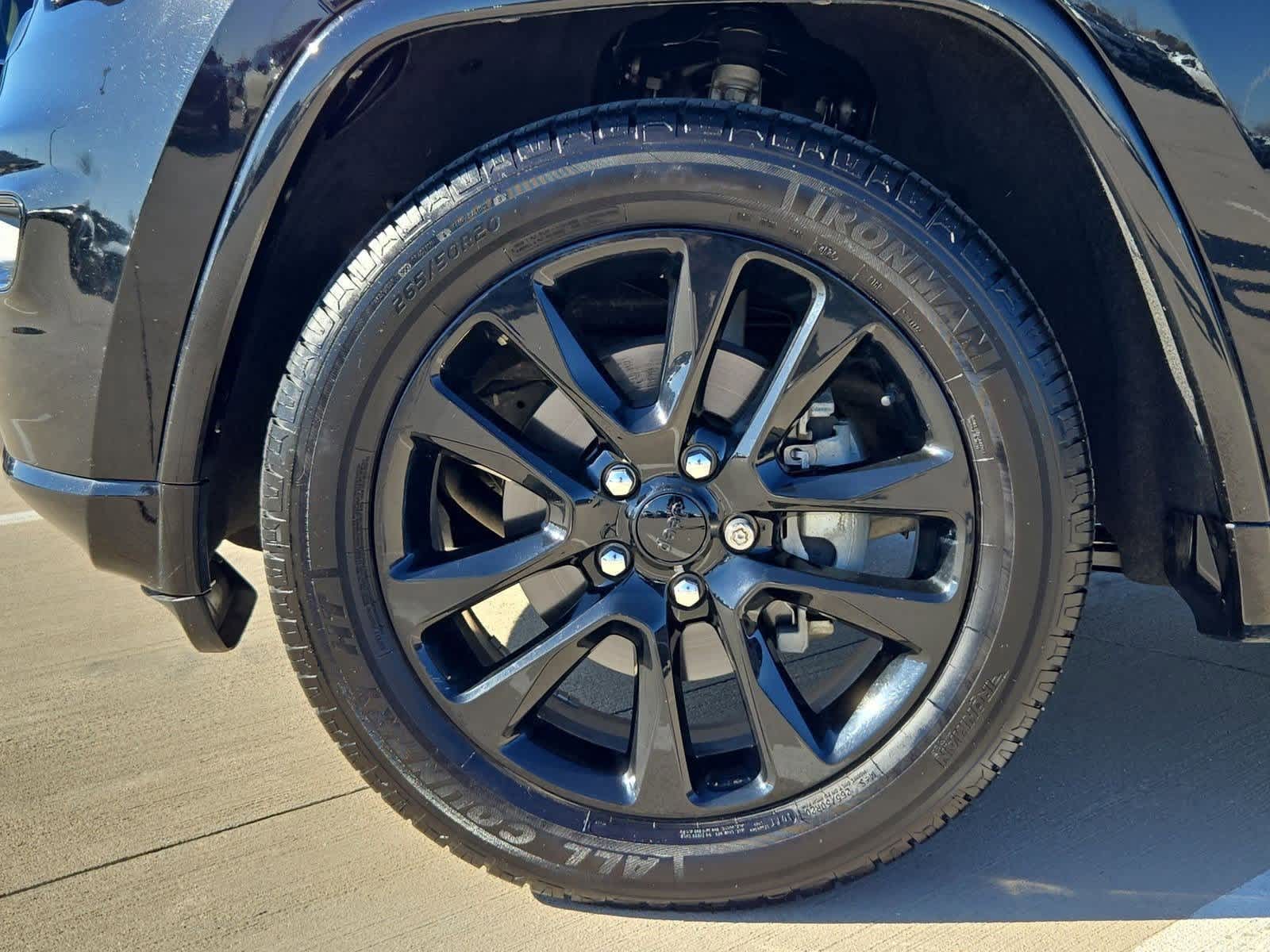 Thumbnail: 2019 Jeep Grand Cherokee - 13