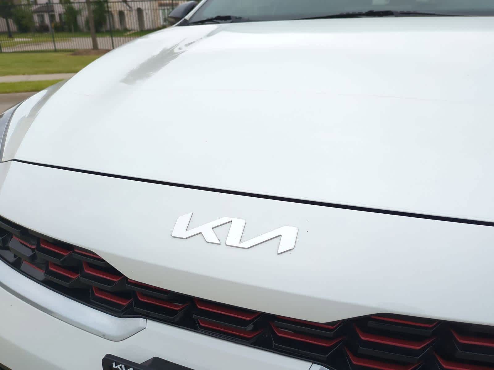 Thumbnail: 2023 Kia Forte - 11
