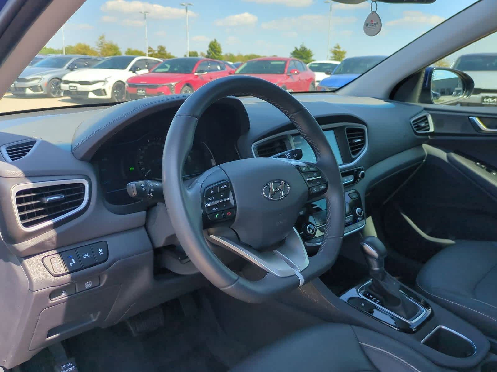 Thumbnail: 2019 Hyundai Ioniq - 2