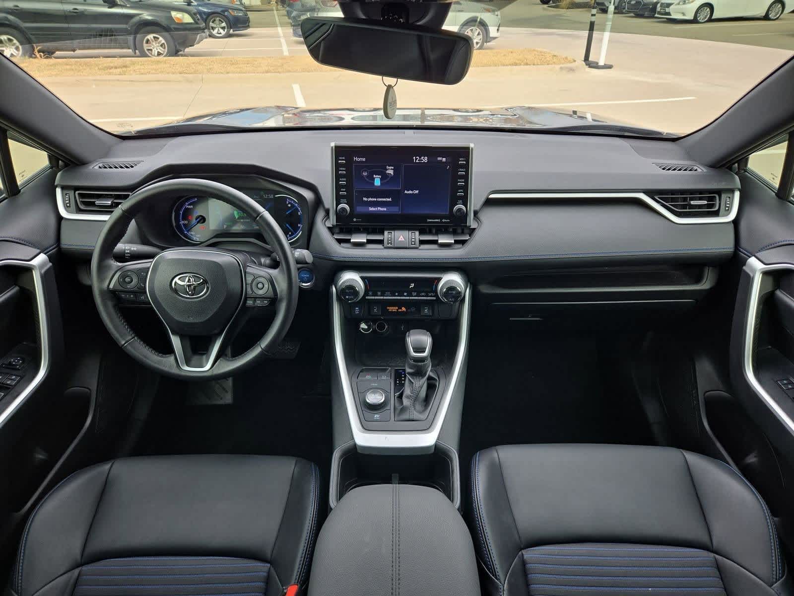 Thumbnail: 2022 Toyota RAV4 - 14