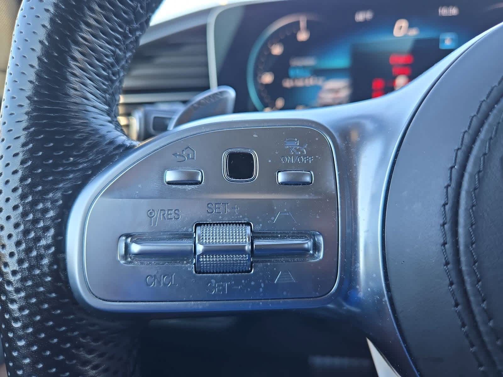 Thumbnail: 2022 Mercedes-Benz GLE - 24