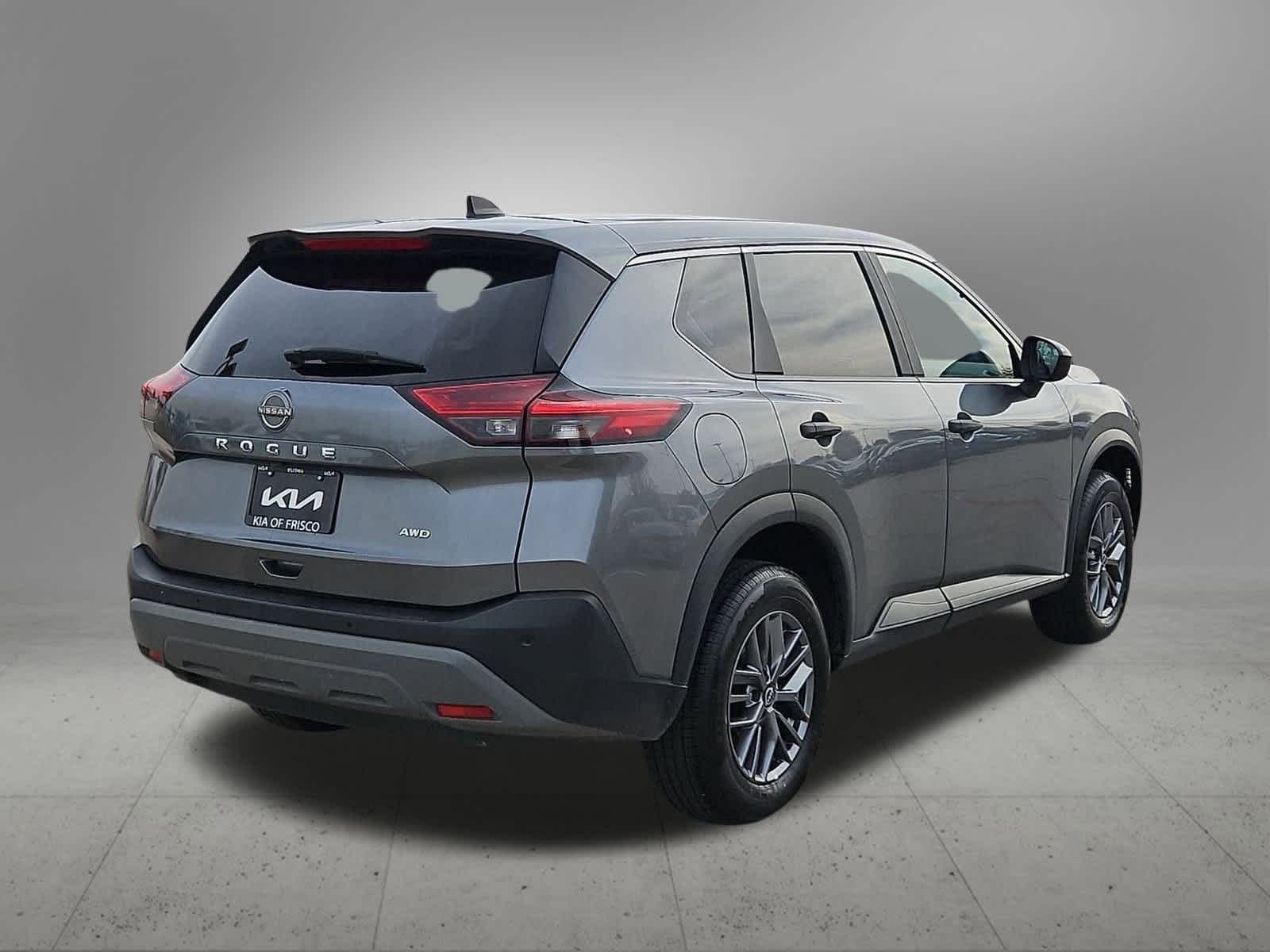 Thumbnail: 2023 Nissan Rogue - 6