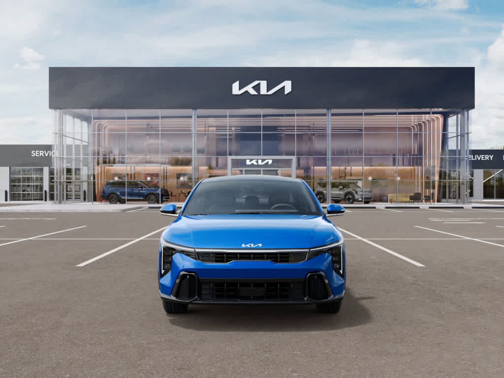 2025 Kia K4 GT-Line photo 2