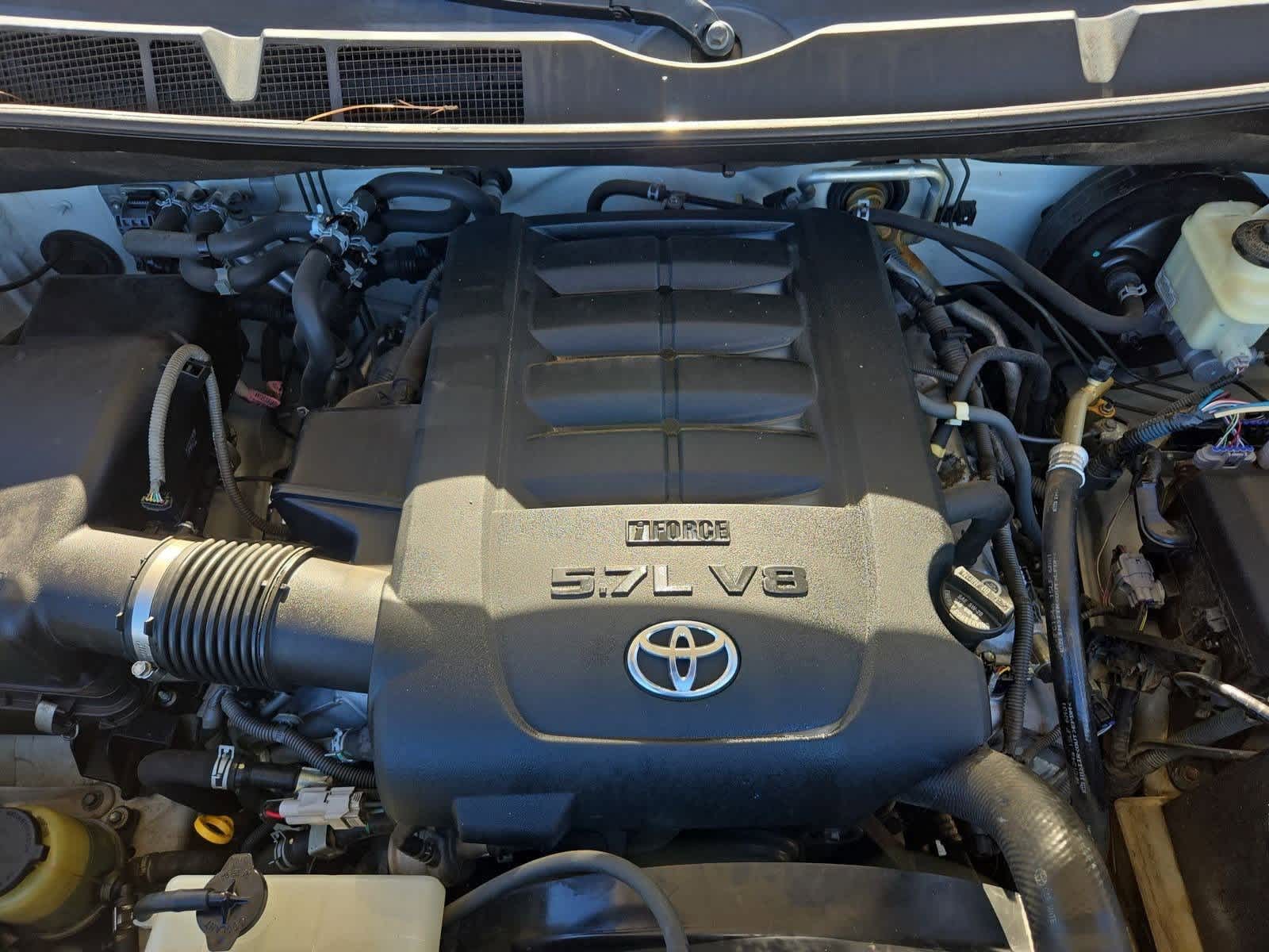 Thumbnail: 2011 Toyota Sequoia - 14