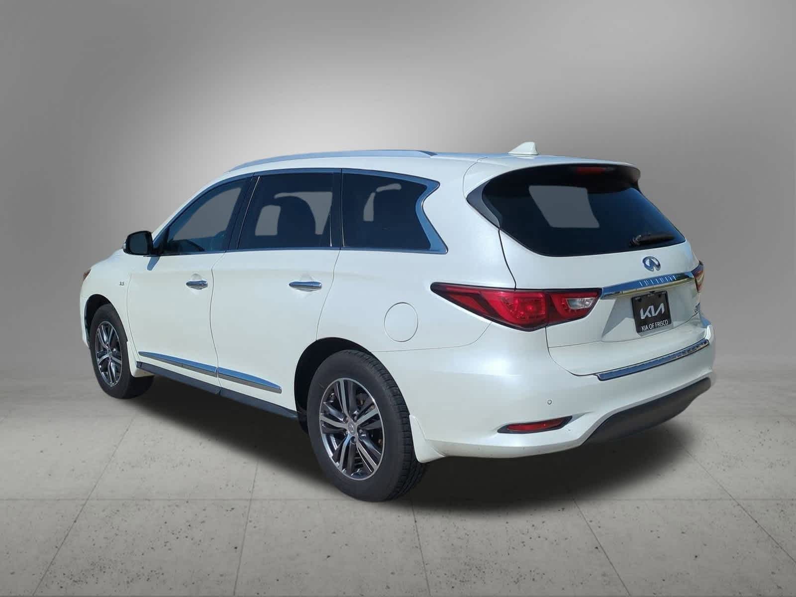 Thumbnail: 2017 INFINITI QX60 - 4