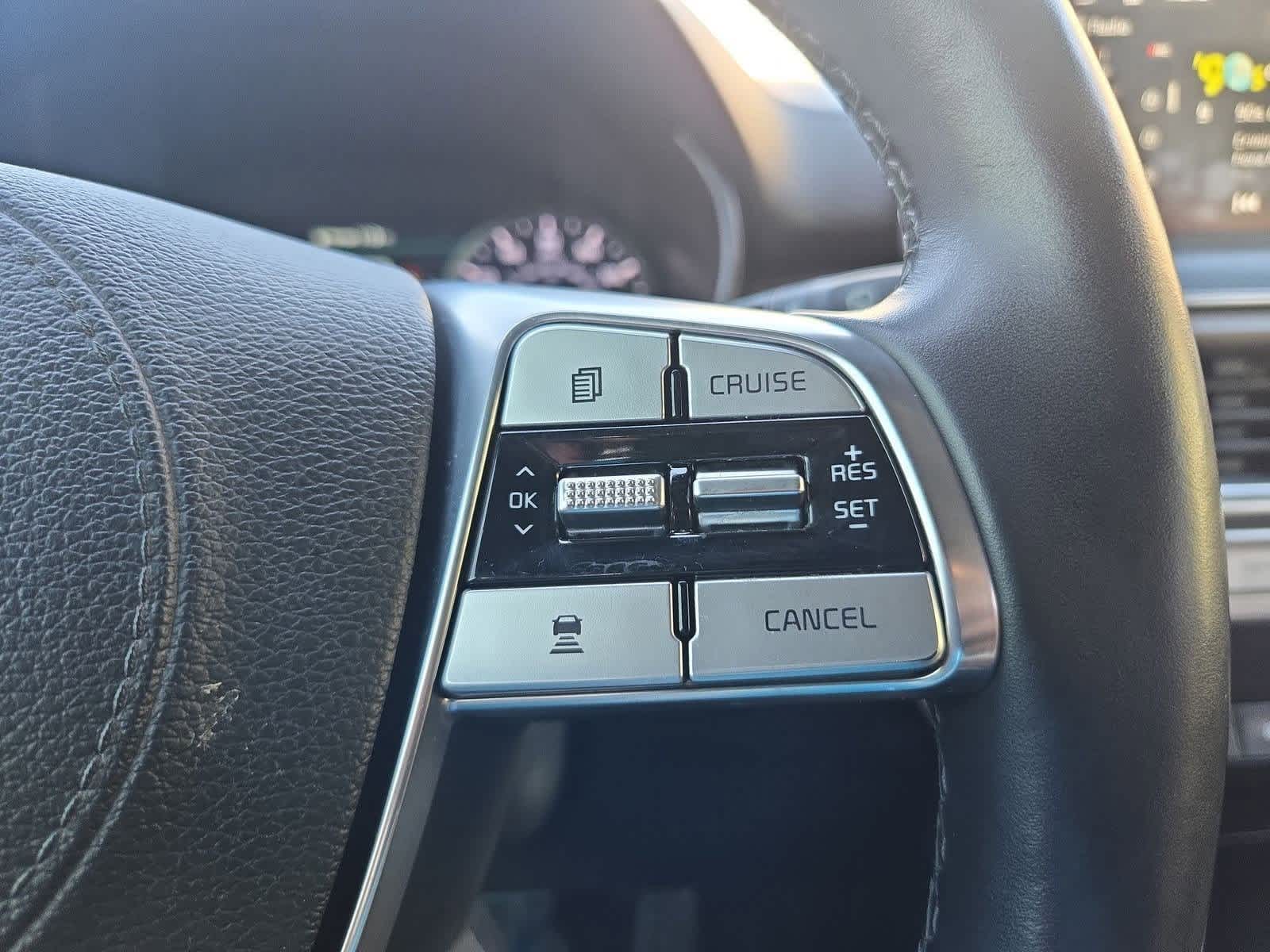 Thumbnail: 2020 Kia Telluride - 25