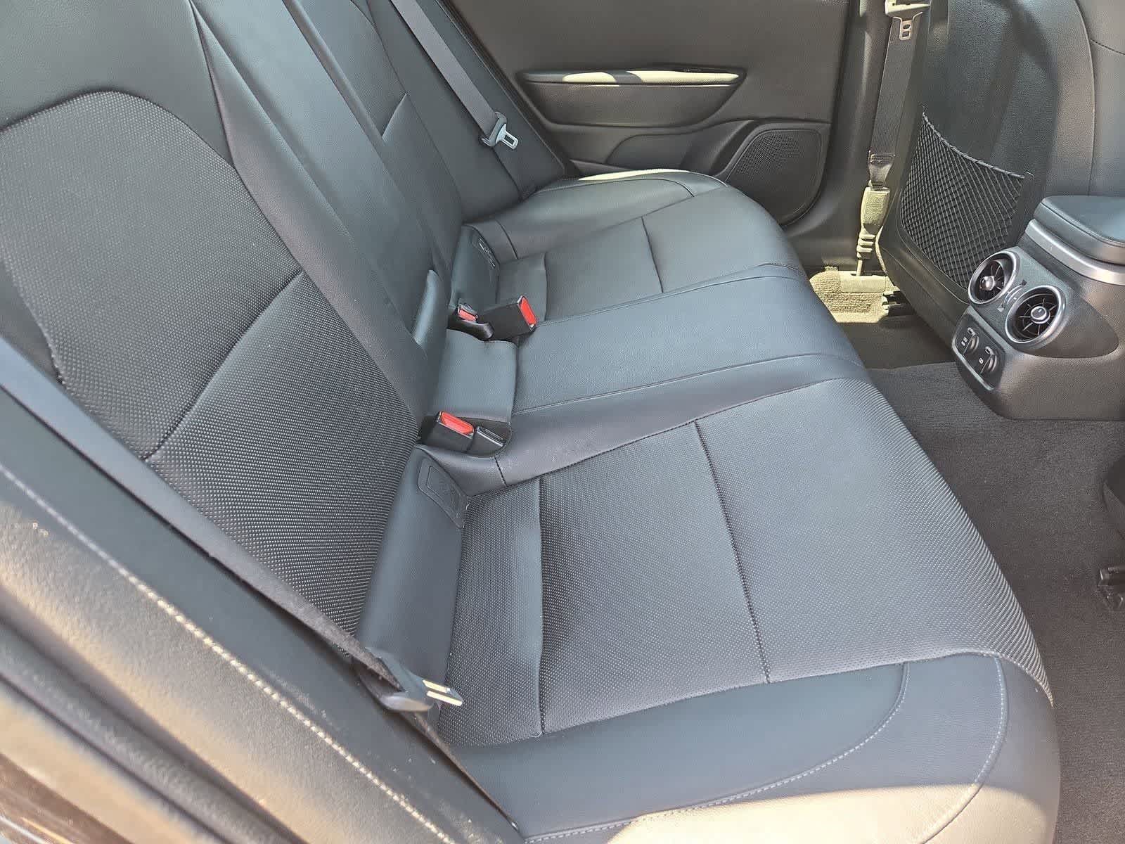 Thumbnail: 2019 Kia Stinger - 18