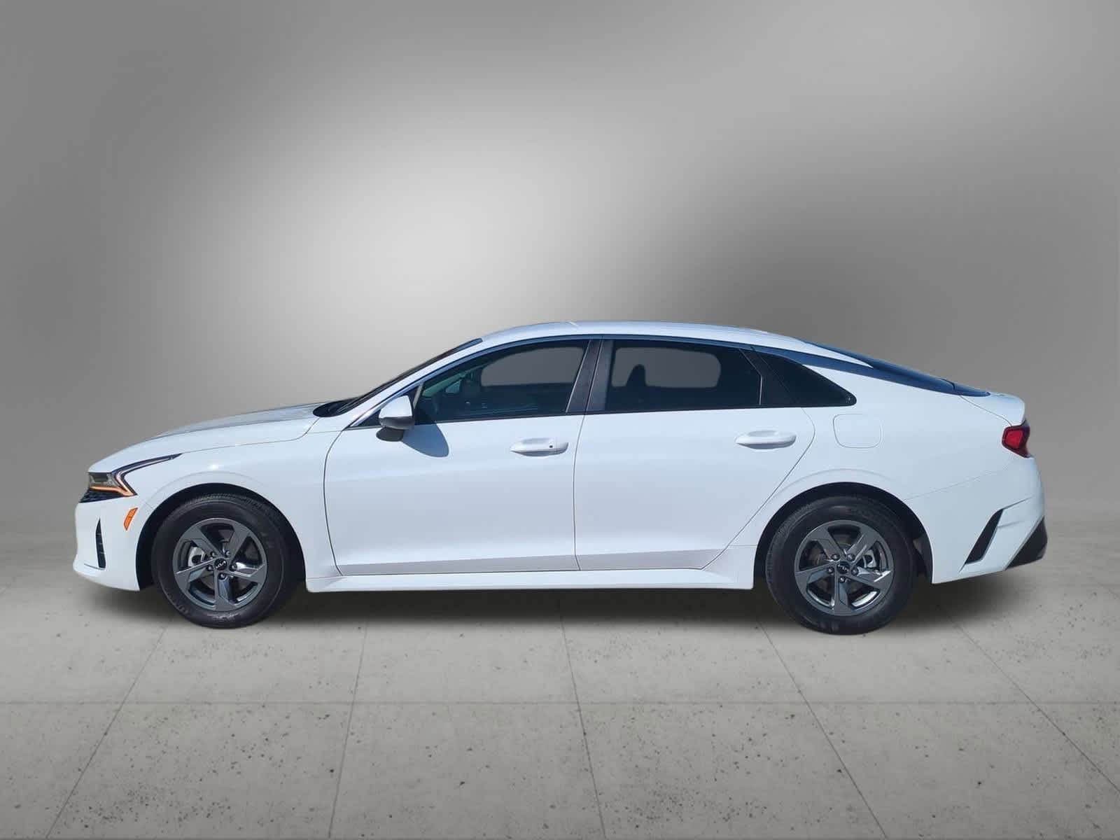 2024 Kia K5 LXS photo 3